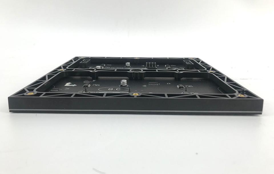 1629019796196322.jpg P6 indoor led module 960x612 1.jpg